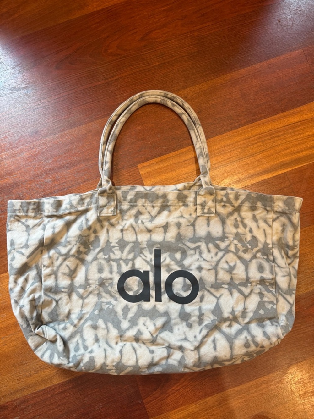 ALO Yoga Gray Tie-Dye Canvas Tote with Bold Logo